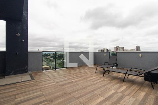 Terraço de kitnet/studio para alugar com 1 quarto, 24m² em Novo Mundo, Curitiba