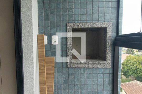Varanda gourmet de apartamento para alugar com 1 quarto, 24m² em Novo Mundo, Curitiba