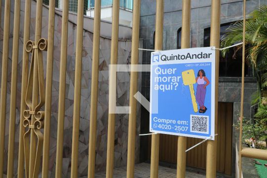 Fachada de casa à venda com 3 quartos, 650m² em Vila Formosa, São Paulo