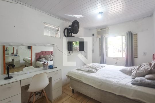 Quarto 1 de casa à venda com 3 quartos, 95m² em Humaitá, Porto Alegre