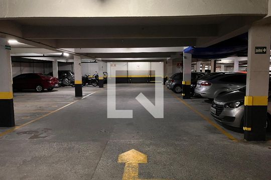 Garagem de apartamento à venda com 3 quartos, 66m² em Barra Funda, São Paulo