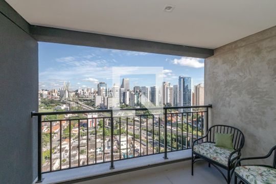Varanda de kitnet/studio à venda com 1 quarto, 33m² em Vila Cordeiro, São Paulo