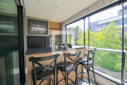 Sala - Varanda de apartamento à venda com 3 quartos, 162m² em Pedra Redonda, Porto Alegre