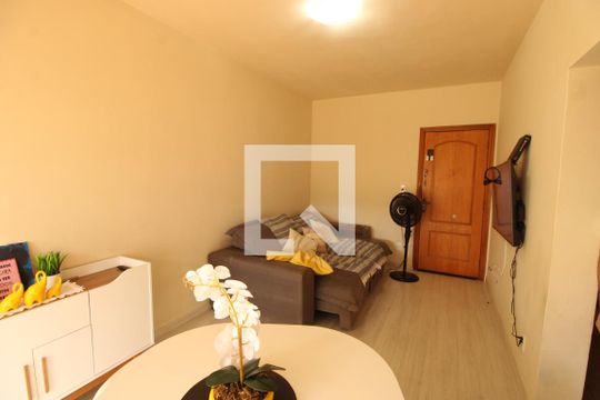 Sala de apartamento para alugar com 2 quartos, 65m² em Abolição, Rio de Janeiro
