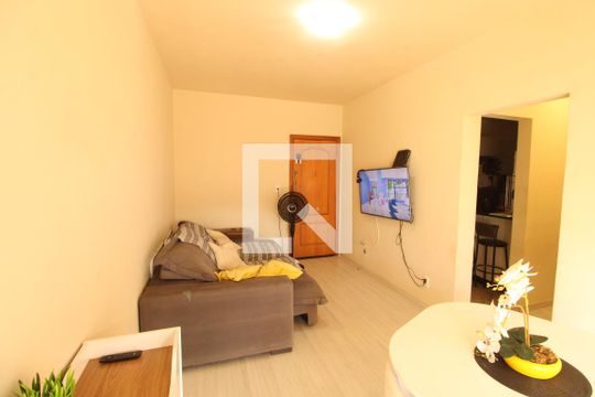Sala de apartamento para alugar com 2 quartos, 65m² em Abolição, Rio de Janeiro