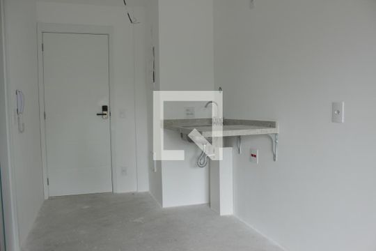 Cozinha de kitnet/studio à venda com 1 quarto, 27m² em Pinheiros, São Paulo
