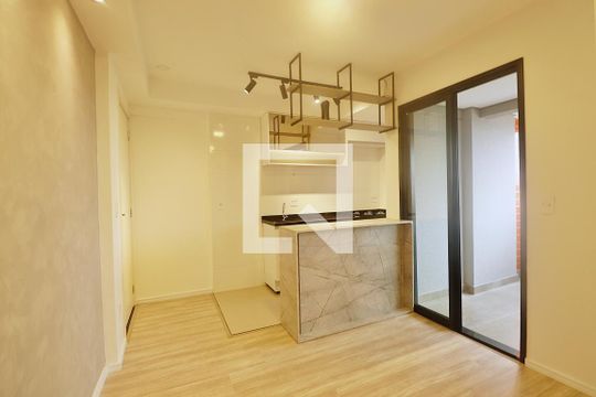 Apartamento à venda com 2 quartos, 40m² em Parque Erasmo Assunção, Santo André