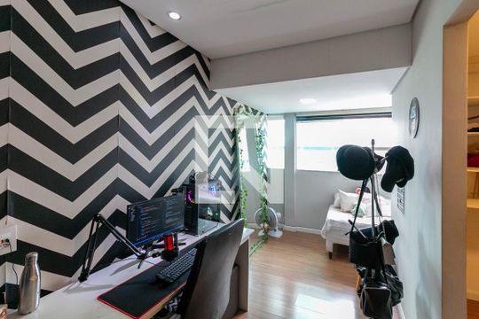 2 ° andar Quarto de casa à venda com 4 quartos, 160m² em Estoril, Belo Horizonte