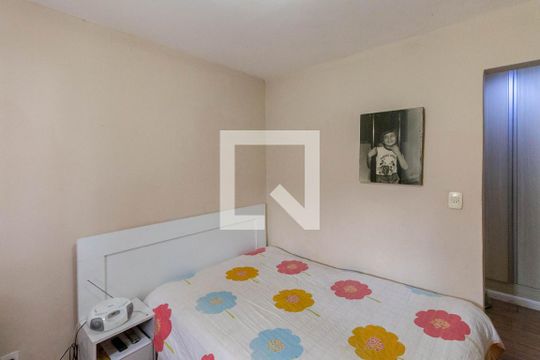 Quarto de casa à venda com 4 quartos, 160m² em Estoril, Belo Horizonte