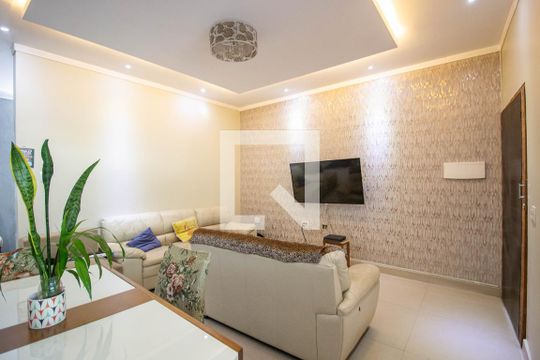 Sala de casa para alugar com 3 quartos, 700m² em Vila Santa Teresinha, São Paulo