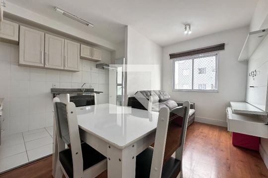 Sala de apartamento para alugar com 1 quarto, 33m² em Barra Funda, São Paulo