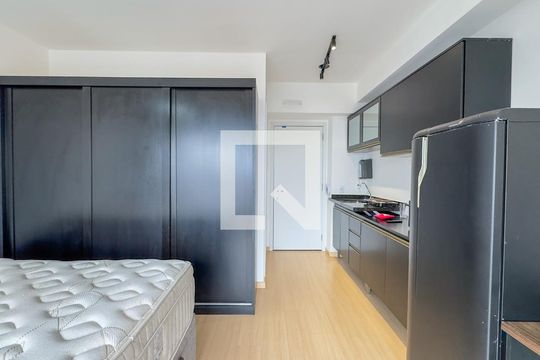Studio de kitnet/studio para alugar com 1 quarto, 27m² em Santo Amaro, São Paulo