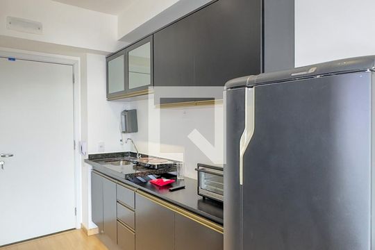 Studio de kitnet/studio para alugar com 1 quarto, 27m² em Santo Amaro, São Paulo