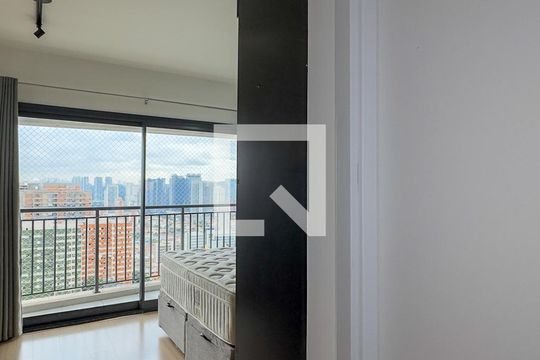 Studio de kitnet/studio para alugar com 1 quarto, 27m² em Santo Amaro, São Paulo