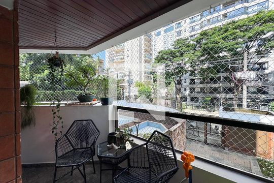 Sacada de apartamento à venda com 4 quartos, 165m² em Brooklin Paulista, São Paulo