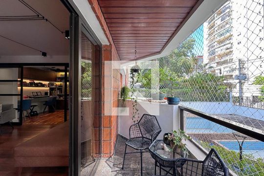 Sacada de apartamento à venda com 4 quartos, 165m² em Brooklin Paulista, São Paulo