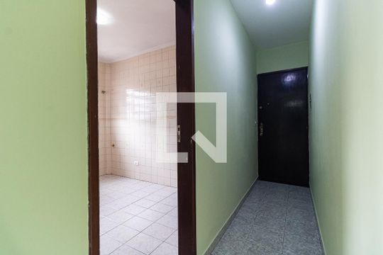 Entrada de apartamento à venda com 2 quartos, 60m² em Vila Conde do Pinhal, São Paulo