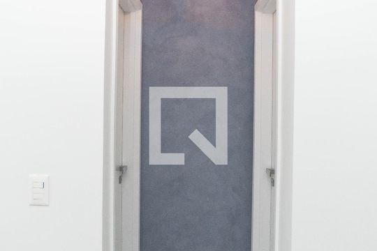 Corredor de apartamento à venda com 1 quarto, 39m² em Jardim São Paulo, Guarulhos
