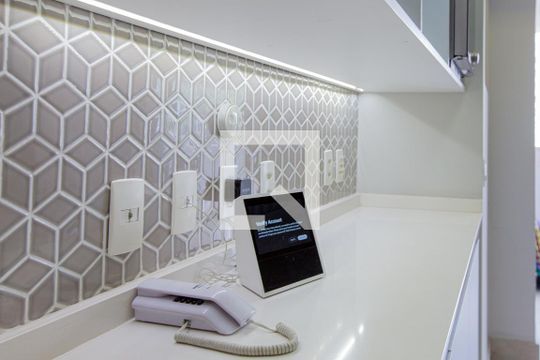COZINHA de apartamento à venda com 2 quartos, 150m² em Vila Anglo Brasileira, São Paulo
