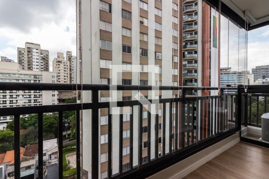 Varanda de kitnet/studio para alugar com 1 quarto, 35m² em Pinheiros, São Paulo