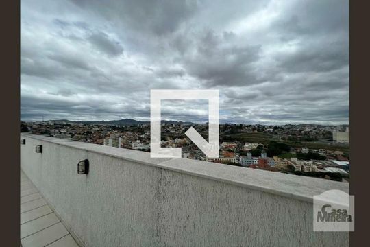 Vista  de apartamento à venda com 4 quartos, 190m² em Fernão Dias, Belo Horizonte