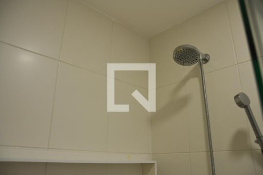 banheiro Quarto 2 de apartamento à venda com 2 quartos, 67m² em Olímpico, São Caetano do Sul