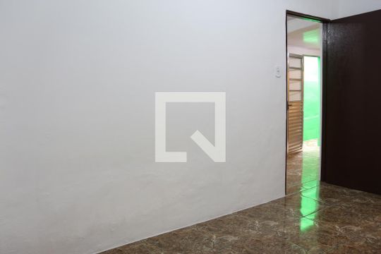 Quarto Suíte de casa para alugar com 2 quartos, 80m² em Vila Lar Nacional, São Paulo