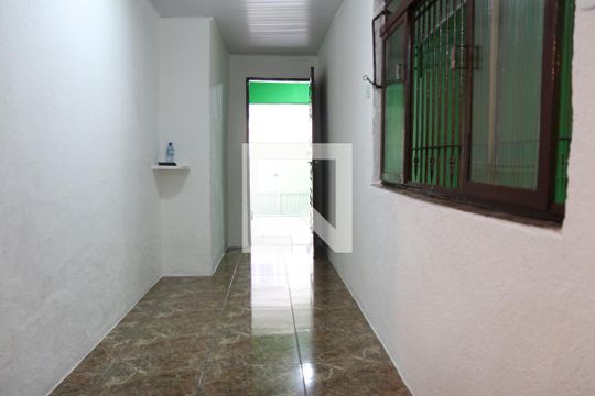 Sala de casa para alugar com 2 quartos, 80m² em Vila Lar Nacional, São Paulo