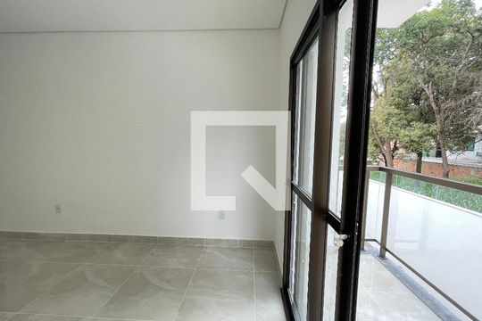 Quarto 1 de casa à venda com 3 quartos, 165m² em Trevo, Belo Horizonte