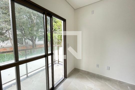 Quarto 1 de casa à venda com 3 quartos, 165m² em Trevo, Belo Horizonte