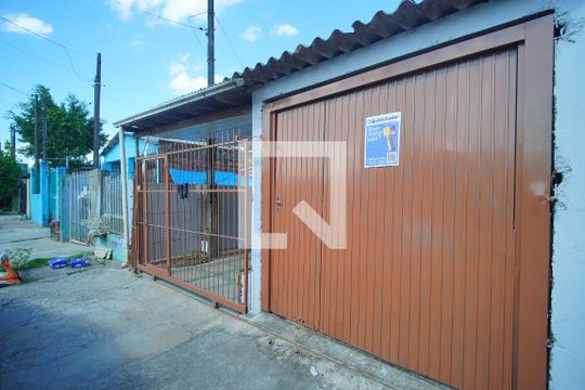 Fachada de casa à venda com 2 quartos, 120m² em Santo Afonso, Novo Hamburgo