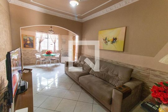 Sala de casa para alugar com 3 quartos, 360m² em Fonseca, Niterói