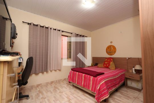 Quarto 1 Casa 1 de casa à venda com 4 quartos, 330m² em Vila Zelina, São Paulo