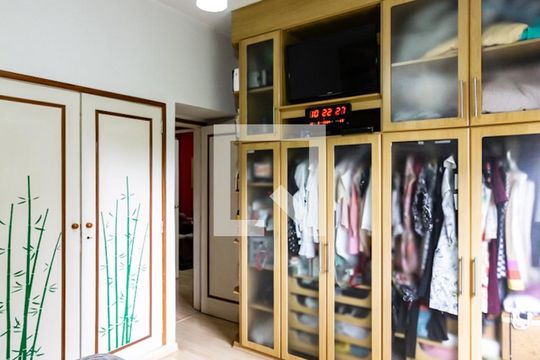 Quarto 1 de apartamento à venda com 3 quartos, 132m² em Jardim Botânico, Rio de Janeiro