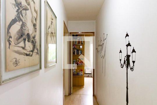 Corredor de apartamento à venda com 3 quartos, 132m² em Jardim Botânico, Rio de Janeiro