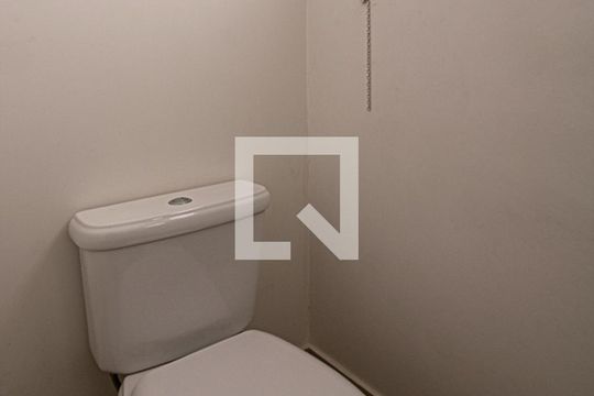 Lavabo  de casa à venda com 4 quartos, 225m² em Vila Brasílio Machado, São Paulo