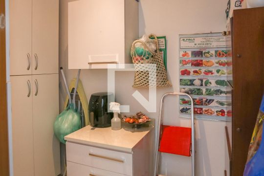 Quarto de Serviço de apartamento à venda com 2 quartos, 80m² em Barra Funda, São Paulo
