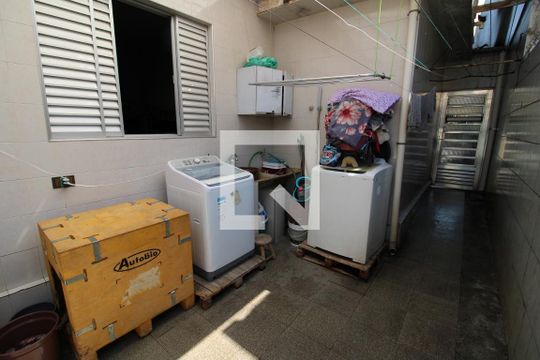 Área de Serviço de casa à venda com 2 quartos, 173m² em Vila Gustavo, São Paulo