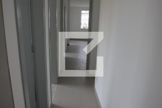 Corredor de apartamento para alugar com 3 quartos, 100m² em Barroca, Belo Horizonte