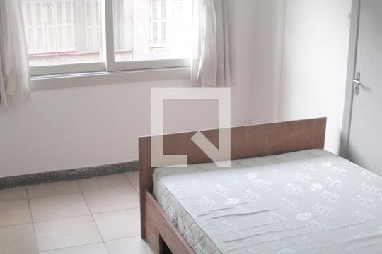 Quarto 2 de apartamento para alugar com 2 quartos, 70m² em Centro Histórico, Porto Alegre