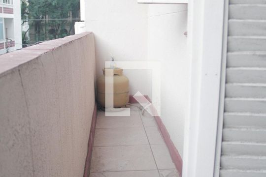 Sacada de apartamento para alugar com 2 quartos, 70m² em Centro Histórico, Porto Alegre