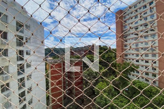 Vista do Quarto 2 de apartamento para alugar com 3 quartos, 78m² em Santa Rosa, Niterói
