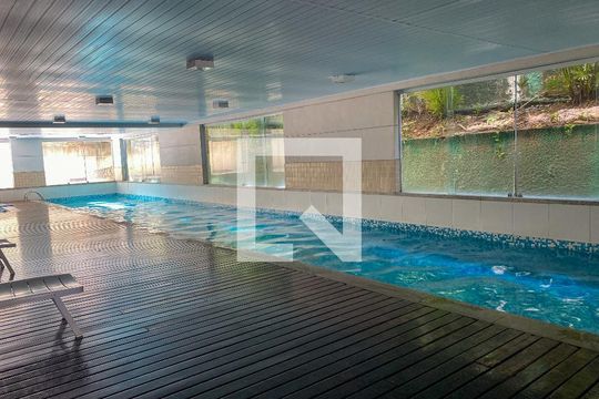 Área comum - Piscina de apartamento para alugar com 3 quartos, 78m² em Santa Rosa, Niterói