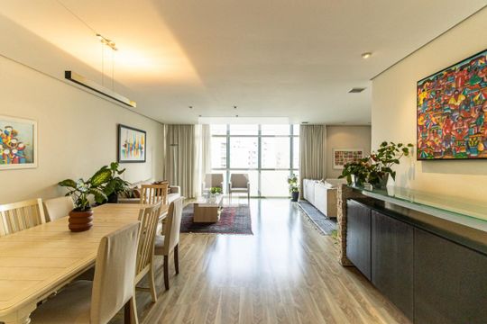Sala de apartamento à venda com 3 quartos, 198m² em Higienópolis, São Paulo