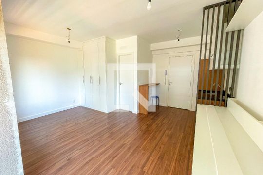 Kitnet/Studio à venda com 1 quarto, 29m² em Sumaré, São Paulo