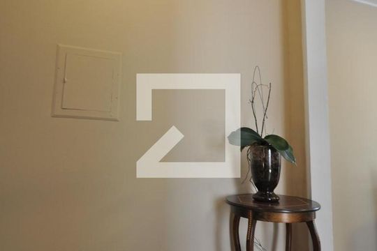 Hall de entrada de casa de condomínio à venda com 2 quartos, 117m² em Vila Nova Mazzei, São Paulo