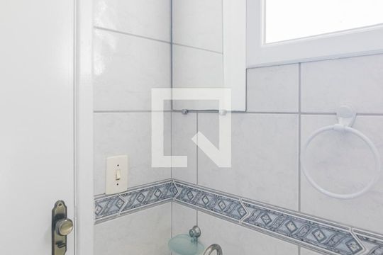Lavabo de casa de condomínio à venda com 2 quartos, 100m² em Silveira, Santo André