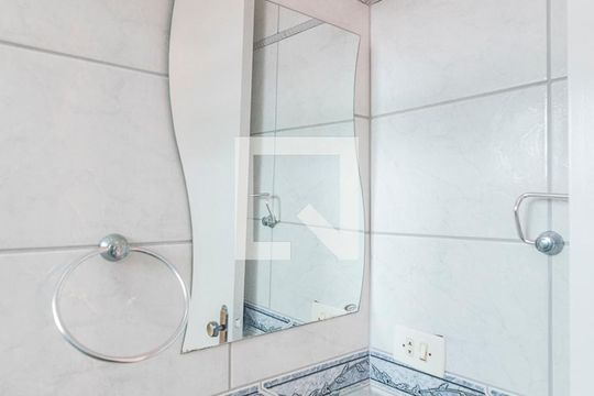 Banheiro da Suite de casa de condomínio à venda com 2 quartos, 100m² em Silveira, Santo André