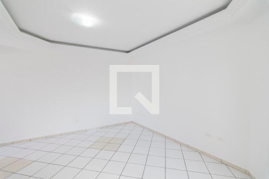 Sala de casa de condomínio à venda com 2 quartos, 100m² em Silveira, Santo André