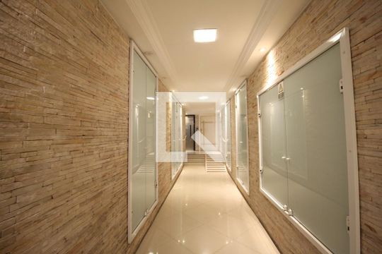 Hall de entrada de kitnet/studio para alugar com 1 quarto, 32m² em Vila Prudente, São Paulo